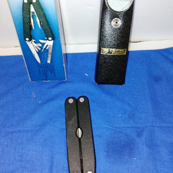 Multi tool - Picture 3 of 3